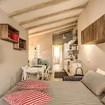 Amazing attic in with terrace in Fontana di Trevi